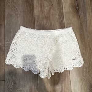 ABERCROMBIE & FITCH Women's Lace Short Size L In White